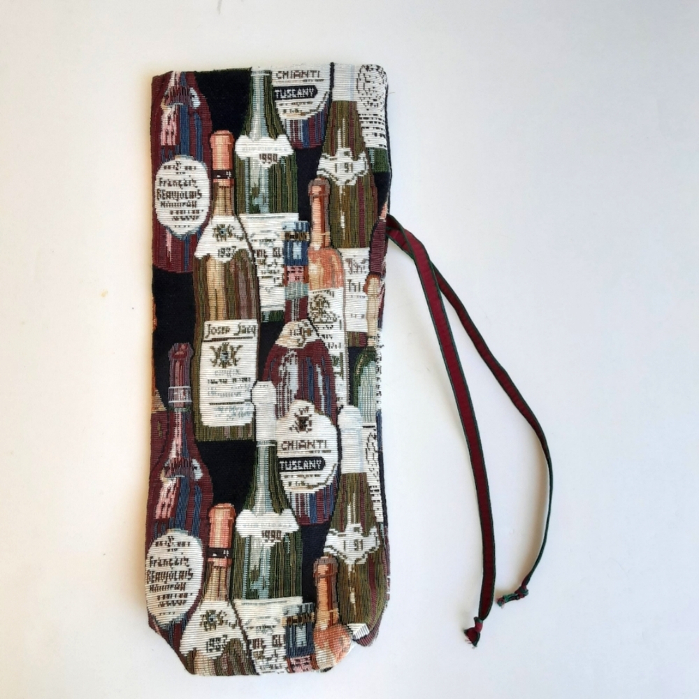 Wine Bottle Tapestry Bag with Drawstring